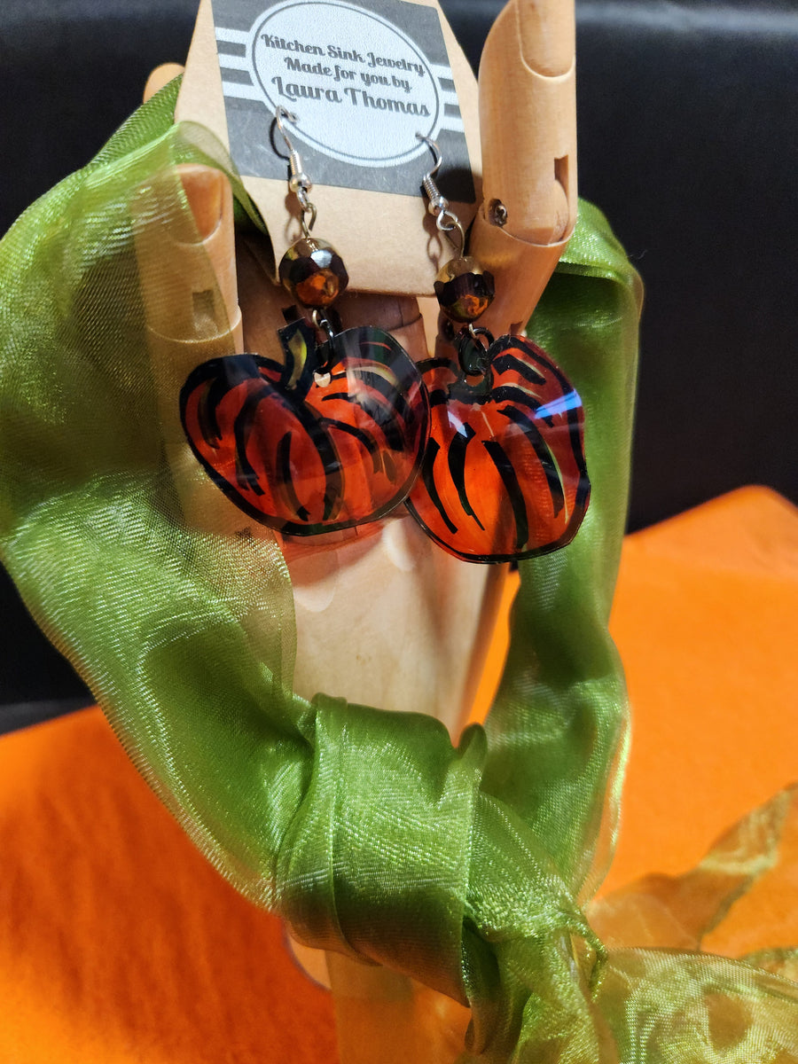 Halloween Spooky Earrings Sets - Martini Olive Green Scarf & Orange Pumpkins