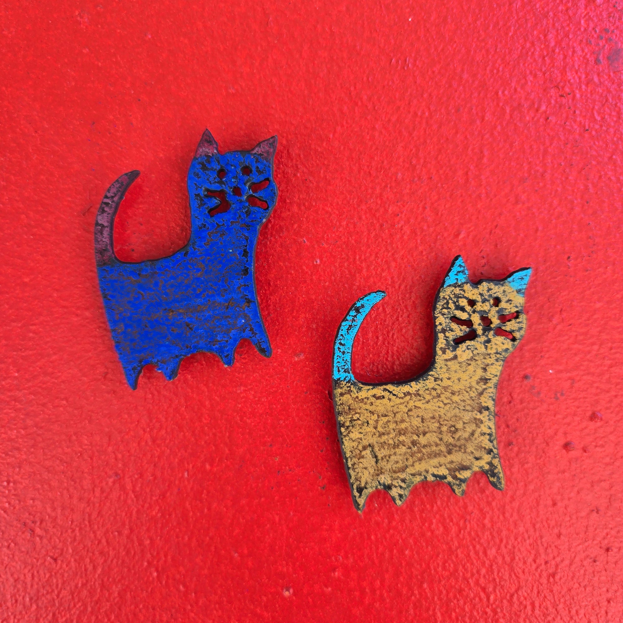 Dog, Cat, Paw Print magnets