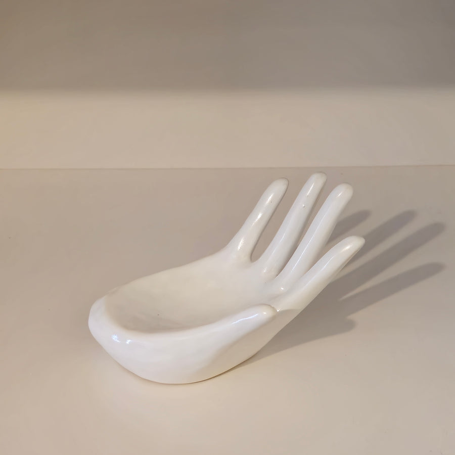 CERAMIC HAND HOLDER