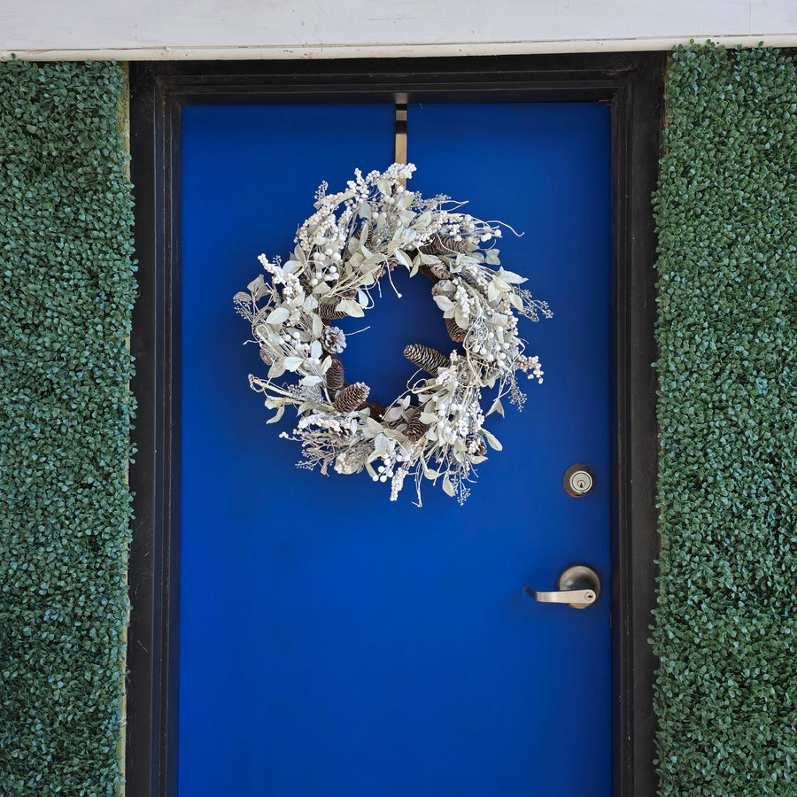 Winter White Wreath