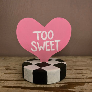 Candy Heart Table Topper- Pink 