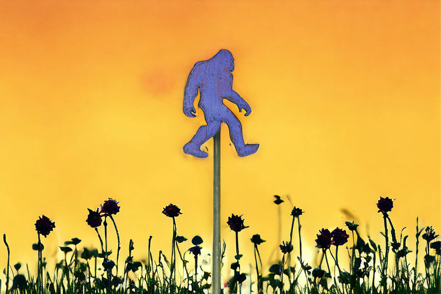 Big Foot Peace Plant Stake