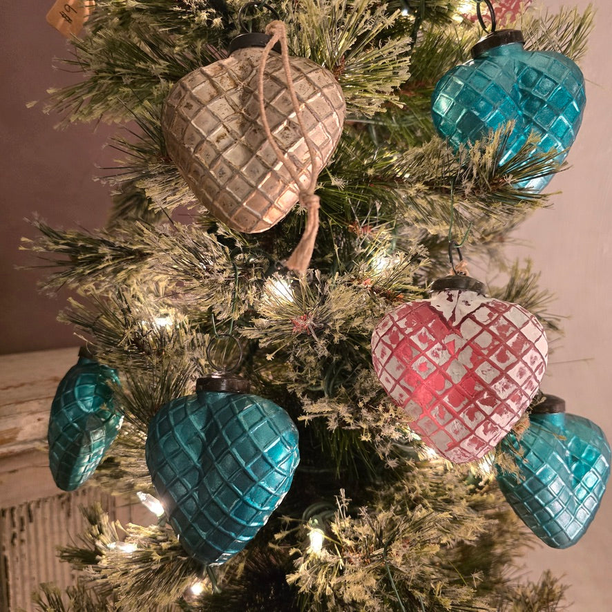 HEART OF GLASS WINDOW ORNAMENTS - 5 Colors to choose from