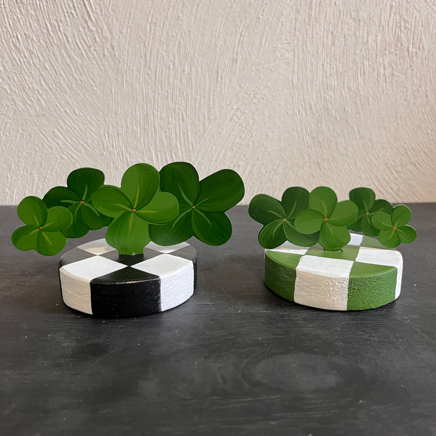 Hand Painted Clover Table Toppers