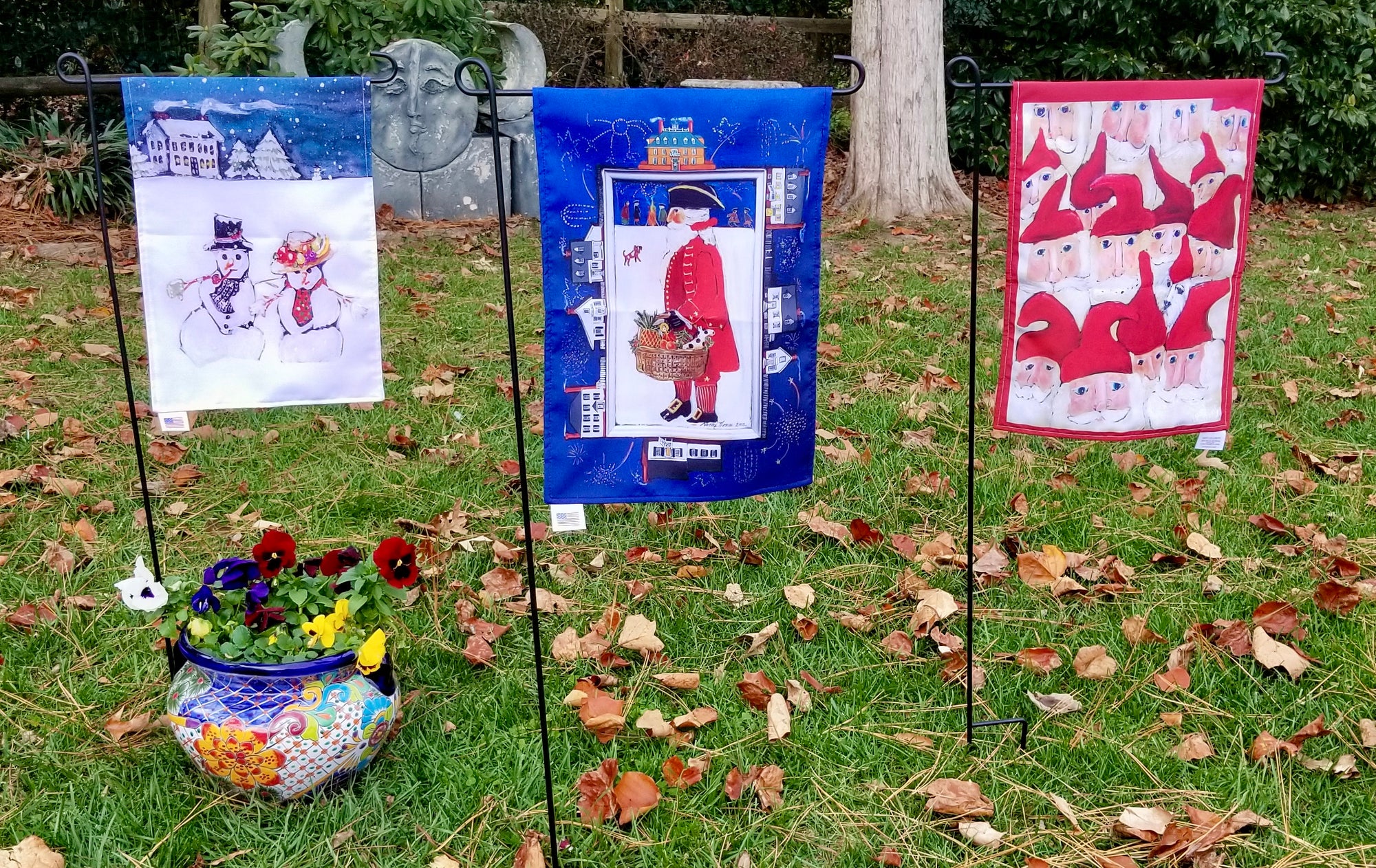 Garden Flags - Uptown Santa