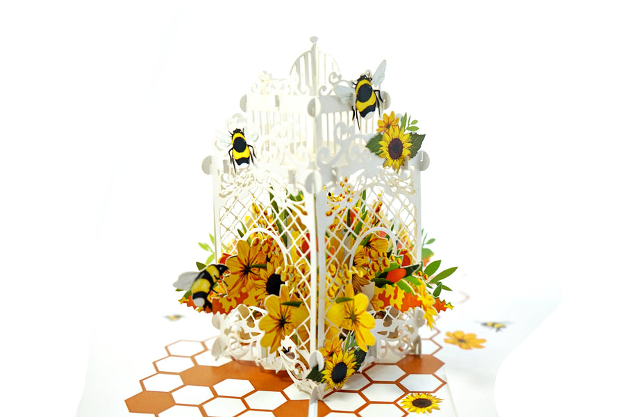 Pop-up Greeting Card - Flowers & Bees 3D