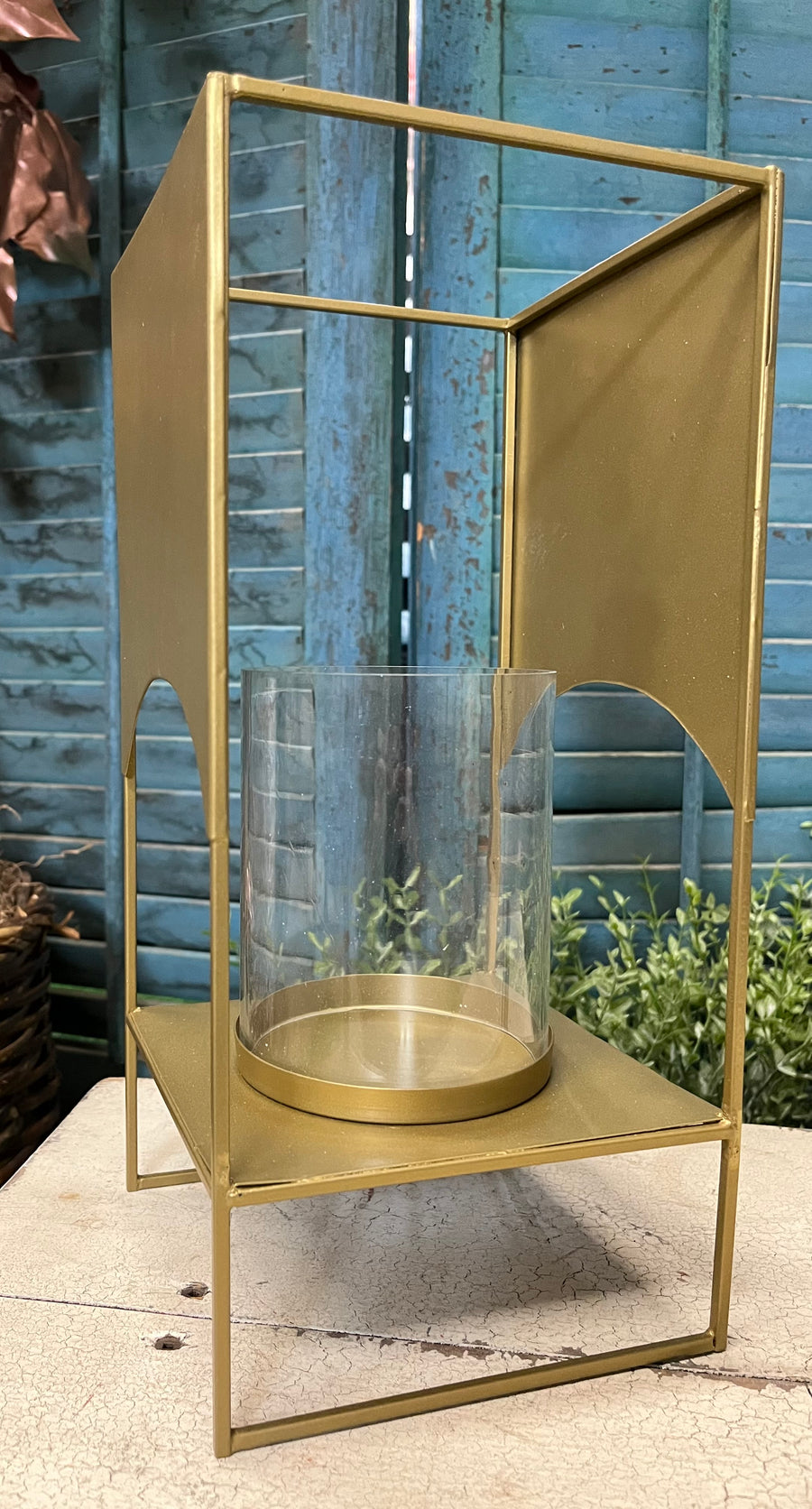 GLASS HURRICANE WITH ANTIQUE BRASS METAL STAND