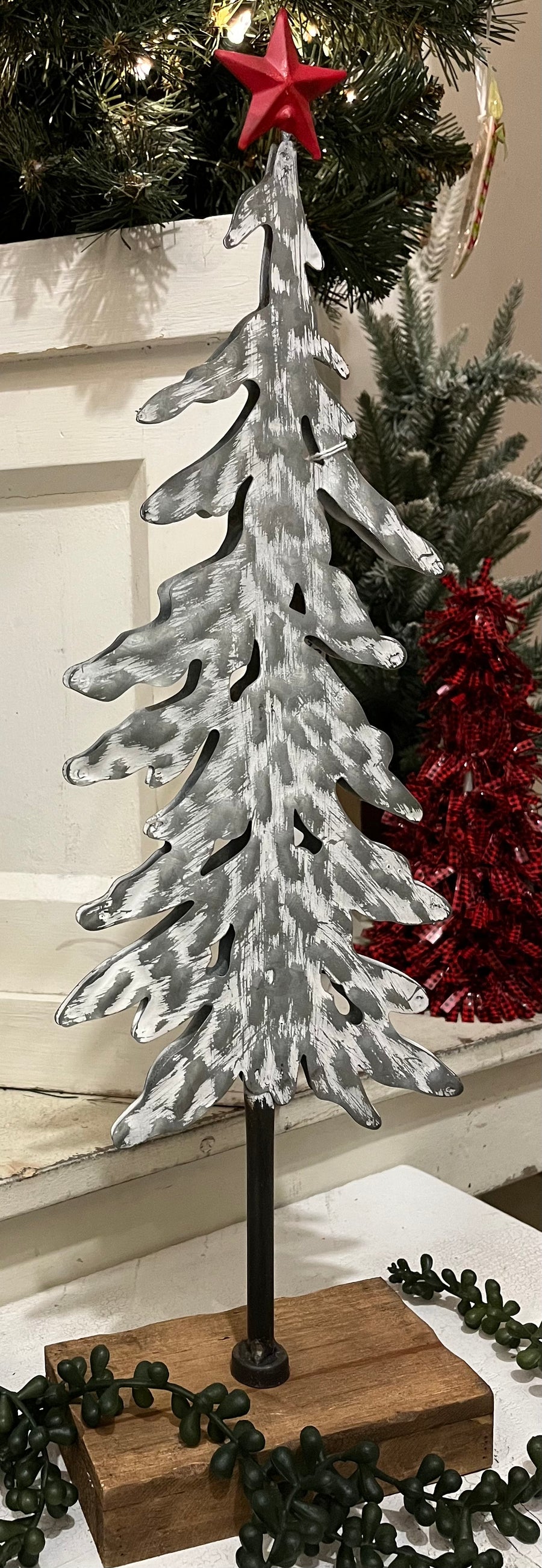 Metal Christmas Tree with Red Star